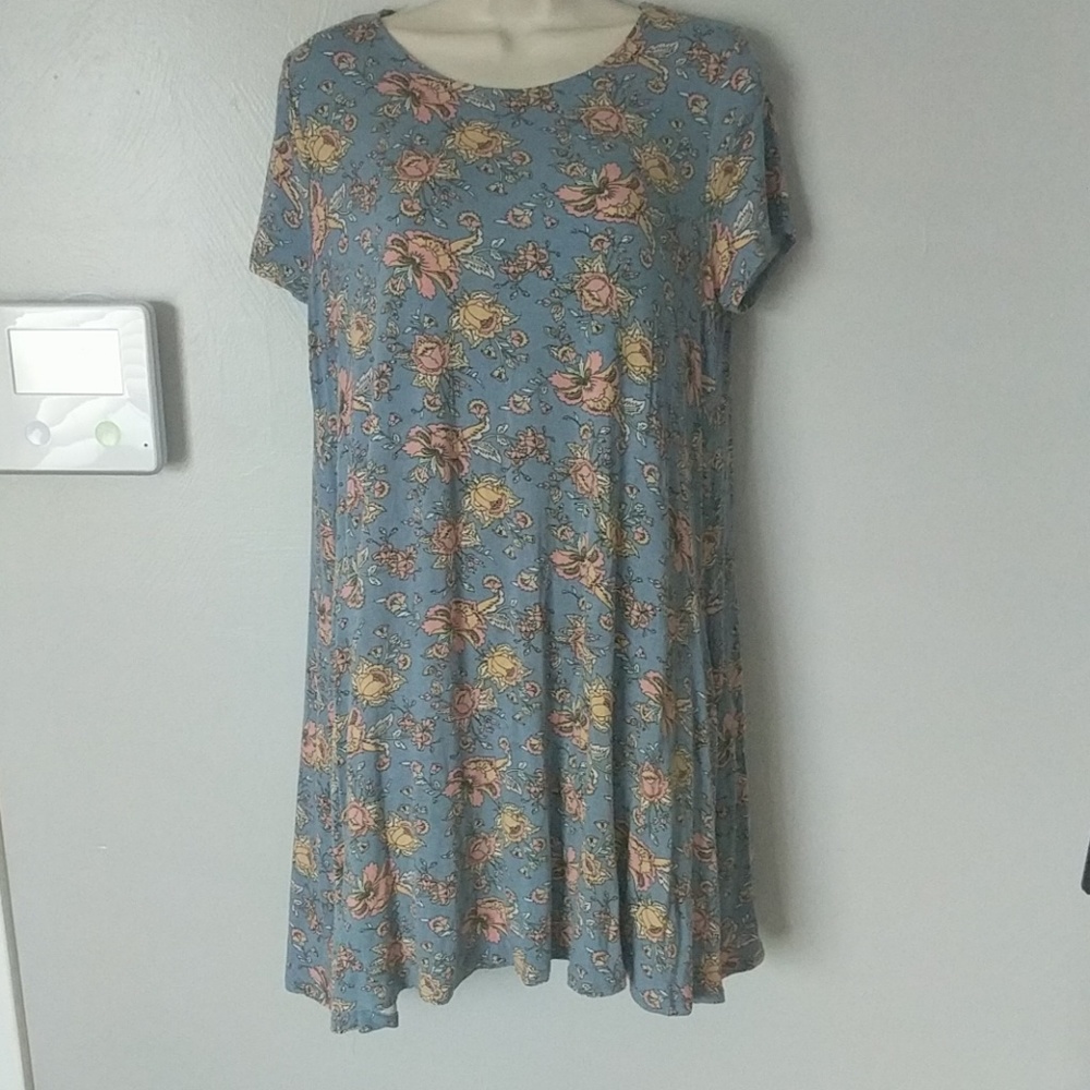 Agnes & Dora swing top